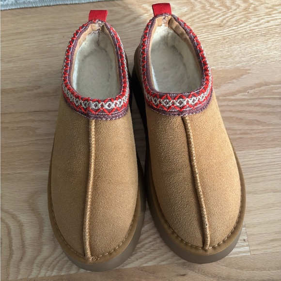 Lookalike UGG Tasman Clogs-size 8 - Picture 7 of 14